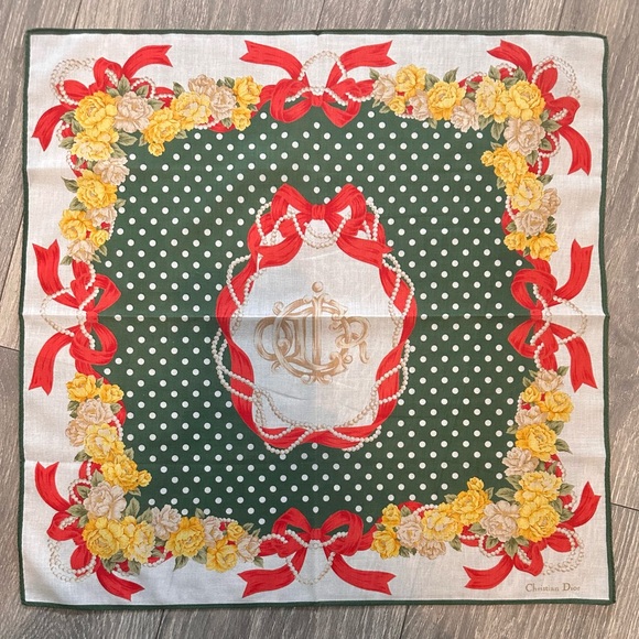 FREE Dior Green Polka Dot Holiday Scarf withh a $400 purchases last 1 n stock - Picture 1 of 5